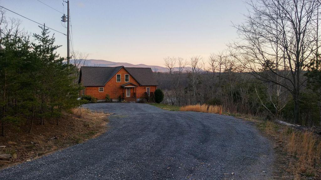 VRBO Bentonville Pet Policy