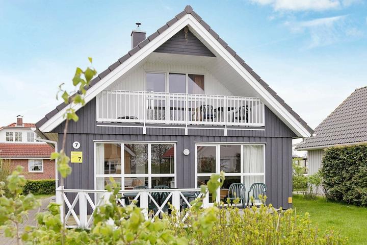 Pet Friendly Four Star Holiday Home in Gelting