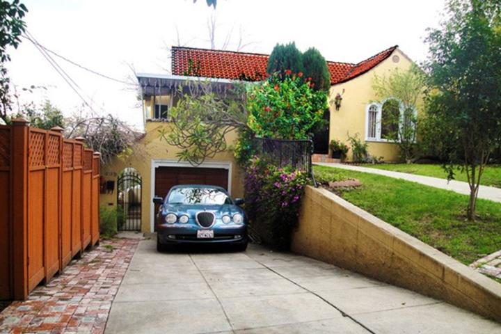 Pet Friendly Hotels In Bell Gardens Ca Bring Fido Pet Friendly Bell Gardens Airbnb Als In Ca