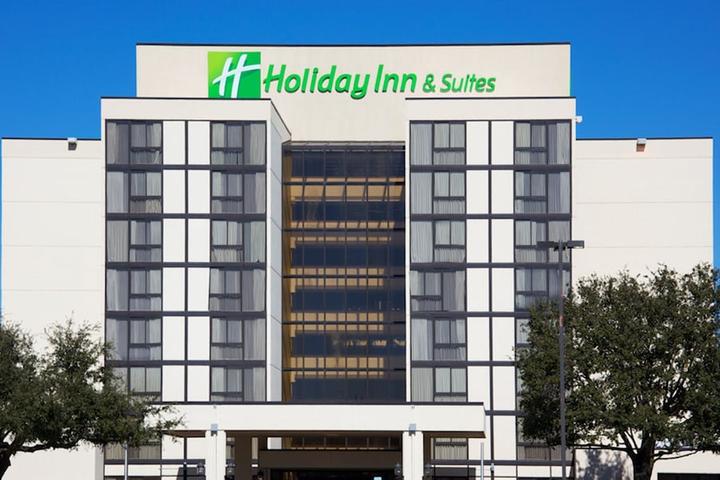 Pet Friendly Holiday Inn Hotel & Suites Beaumont Plaza (I-10 & Walden) an IHG Hotel