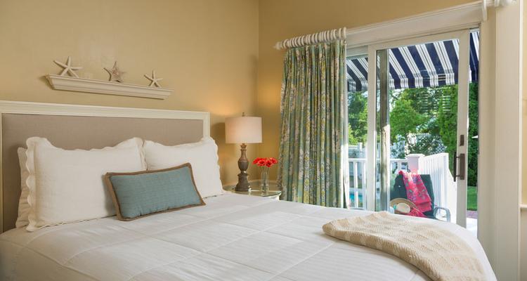 Harbor Light Inn Pet Policy