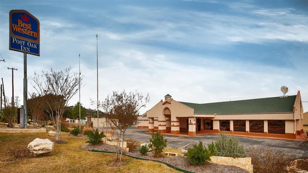 Best Western Post Oak Inn Pet Policy