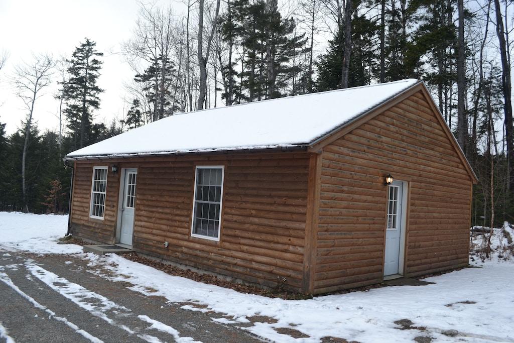 The Black Bear Cabins #1 Pet Policy