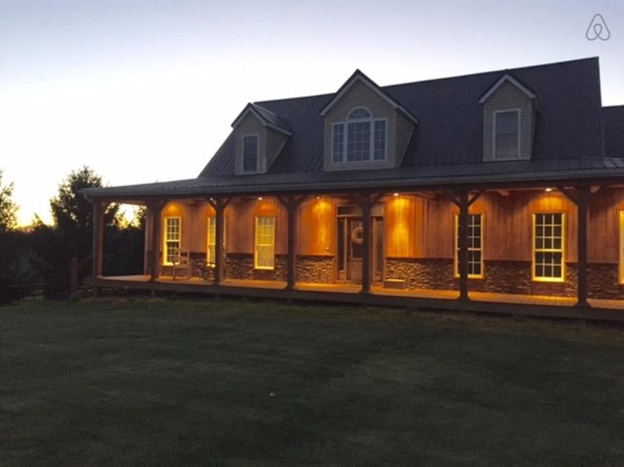 Coeburn Airbnb Rentals Pet Policy