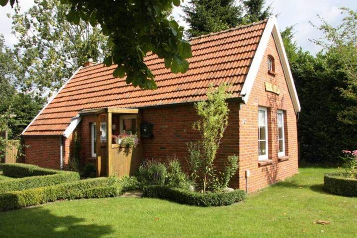 Pet Friendly Holiday House Am Moor (55141)