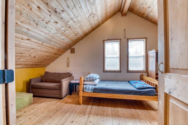 Pet Friendly Sula Mountain Home Near the Bitterroot River