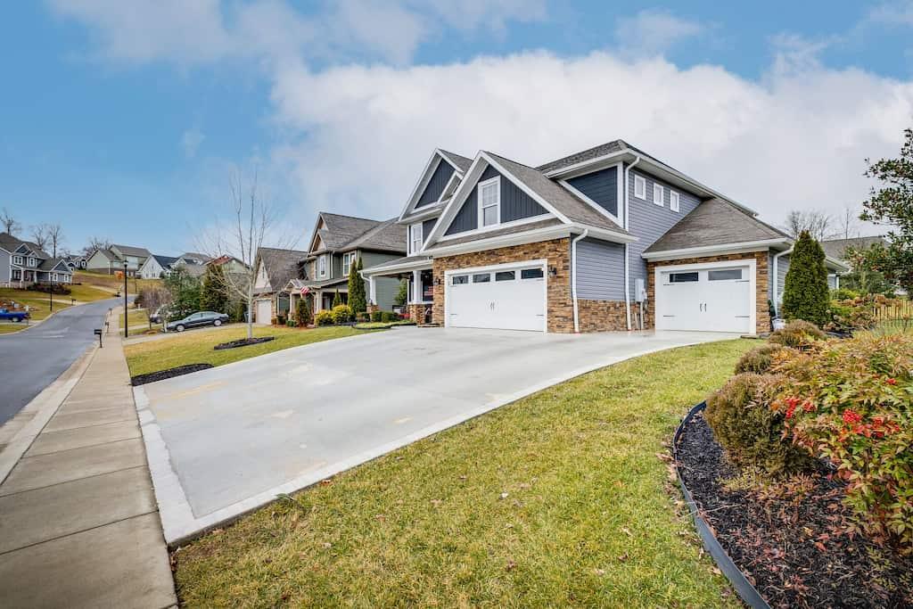 Tri Cities Retreat Pet Policy