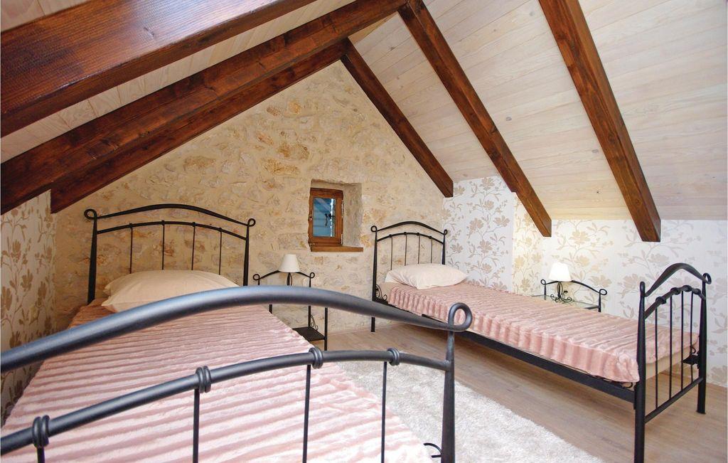 Pet Friendly Awesome Home in Zmijavci with WiFi & 4 Bedrooms