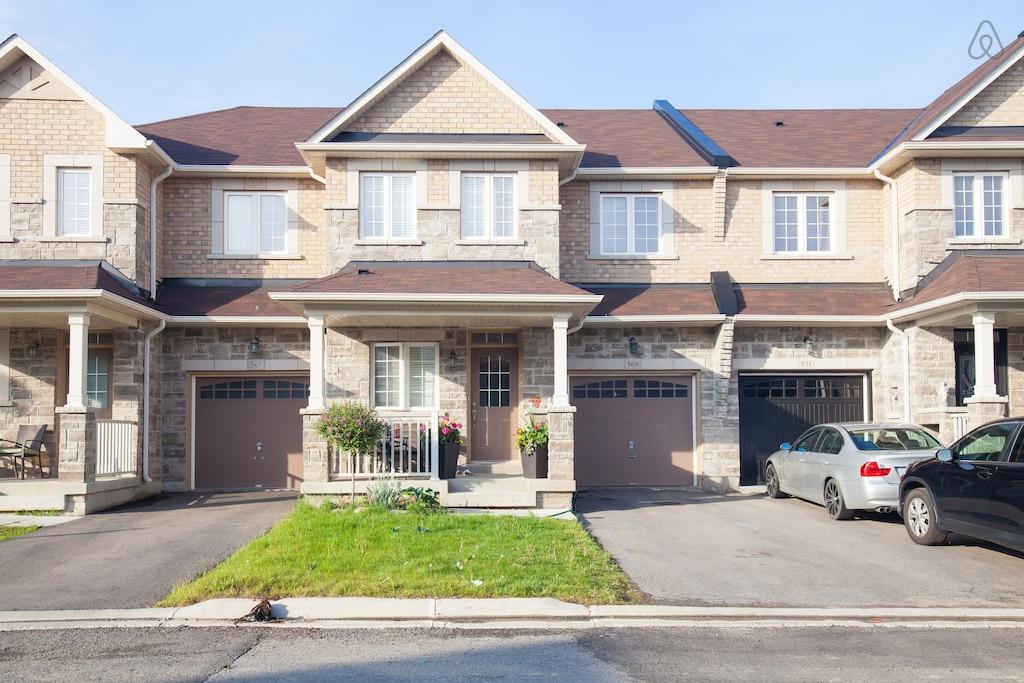 Milton Airbnb Rentals Pet Policy