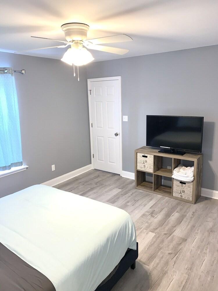 The Best House Near Camp Lejeune & Beaches Pet Policy