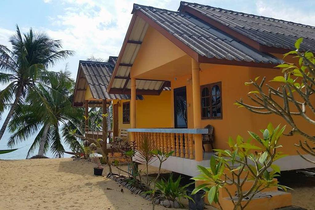 Pet Friendly Ban Thi Airbnb Rentals