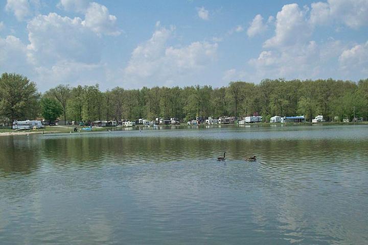 Pet Friendly Hickory Grove Lake Campground
