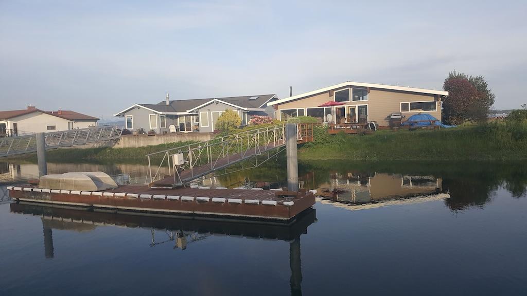 Whidbey Island Waterfront Home with Dock Pet Policy