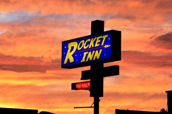 Pet Friendly Rocket Inn