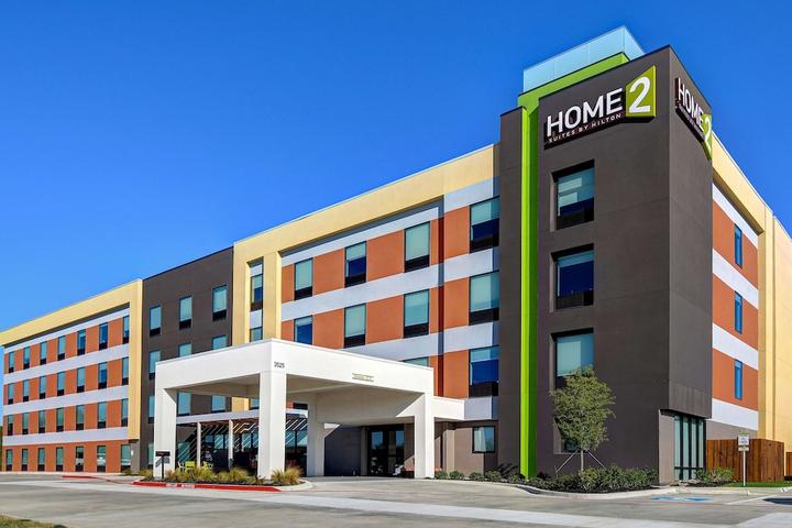 Pet Friendly Home2 Suites by Hilton North Plano Hwy 75