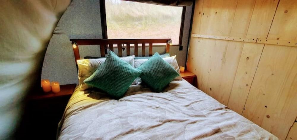 Pet Friendly Unique Valley Scandi Lodge with Hot Tub