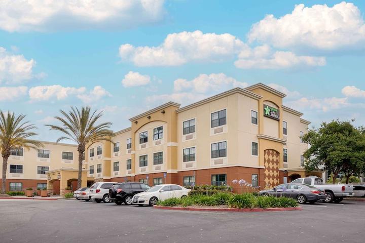Pet Friendly Extended Stay America Suites Orange County Huntington Beach