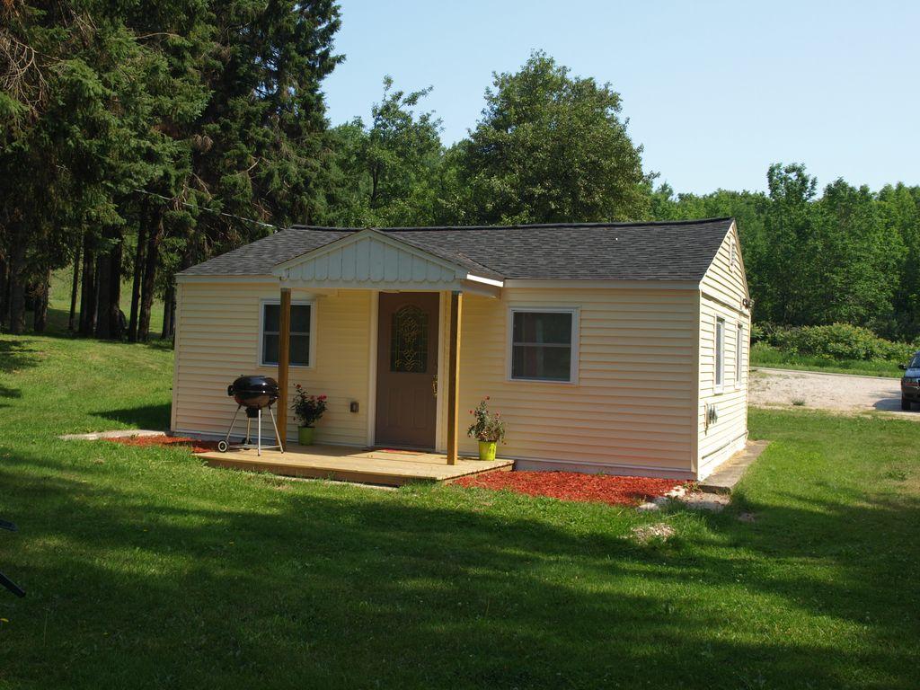 Pet Friendly Vacation Rentals In Crystal Lake Mi Bringfido