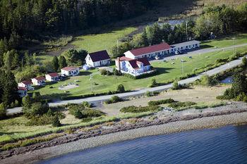 Pet Friendly Hotels In Lunenburg Ns Bringfido