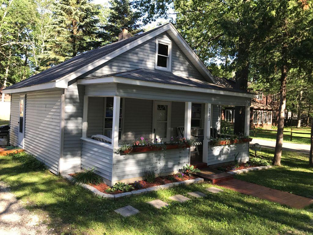 Pet Friendly Vacation Rentals In Higgins Lake Mi Bringfido