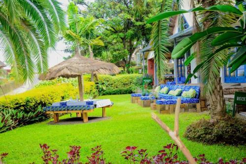Pet Friendly Palm Garden Resort