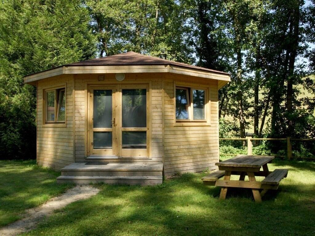Pet Friendly Unusual Lodgings in the Heart of Nature Hut 1