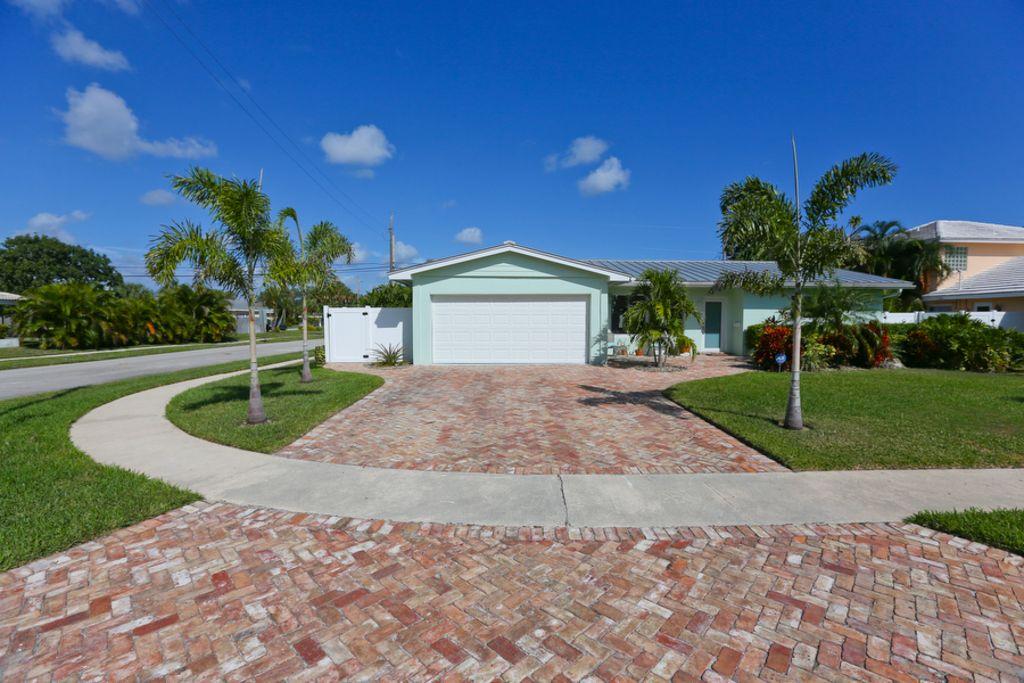 Pet Friendly Boca Raton Oasis with Heated Pool