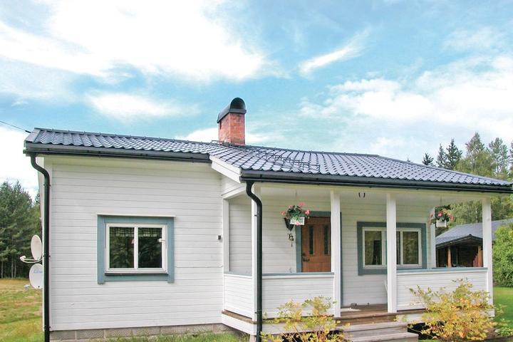 Pet Friendly Beautiful Home in Höljes with 2 Bedrooms