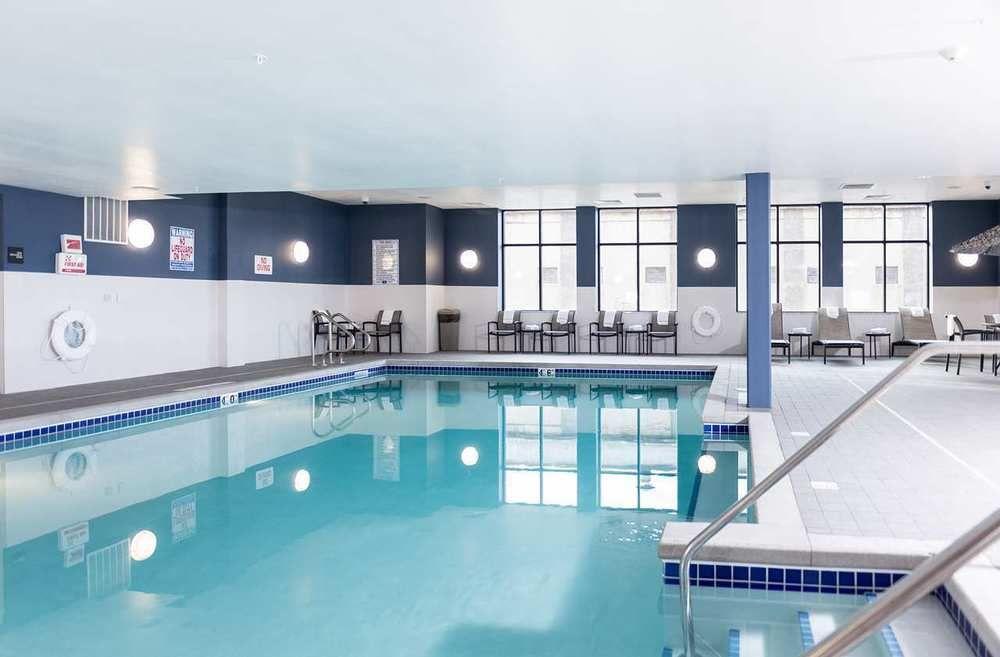 Hampton Inn & Suites La Crosse Downtown Pet Policy