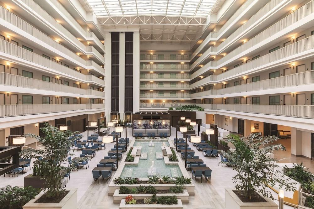 Pet Friendly Embassy Suites Brea North Orange County
