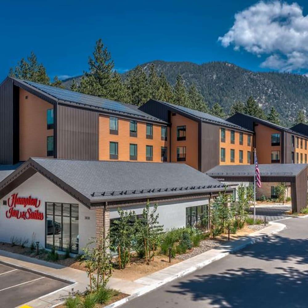 Pet Friendly Hampton Inn & Suites South Lake Tahoe