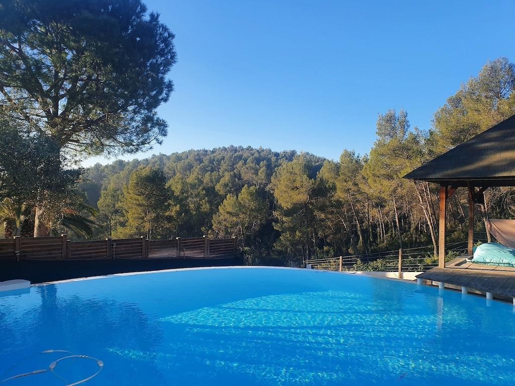 Pet Friendly Villa with Pool at the Foot of Pic St Loup