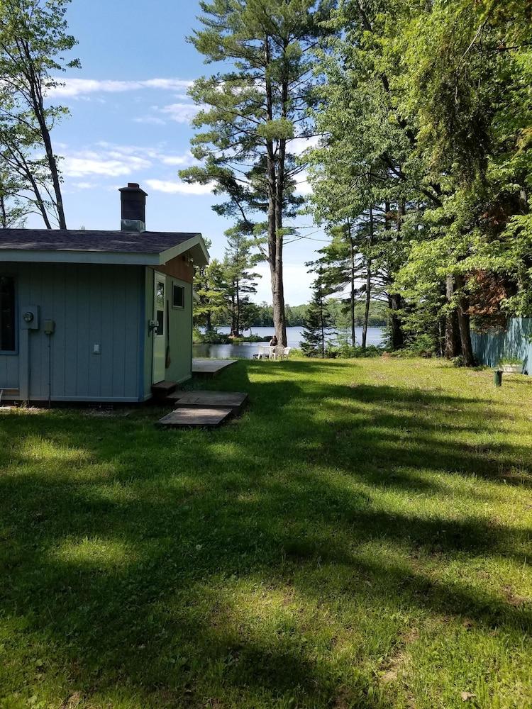 Pet Friendly Sandy Hollow Vacation Home