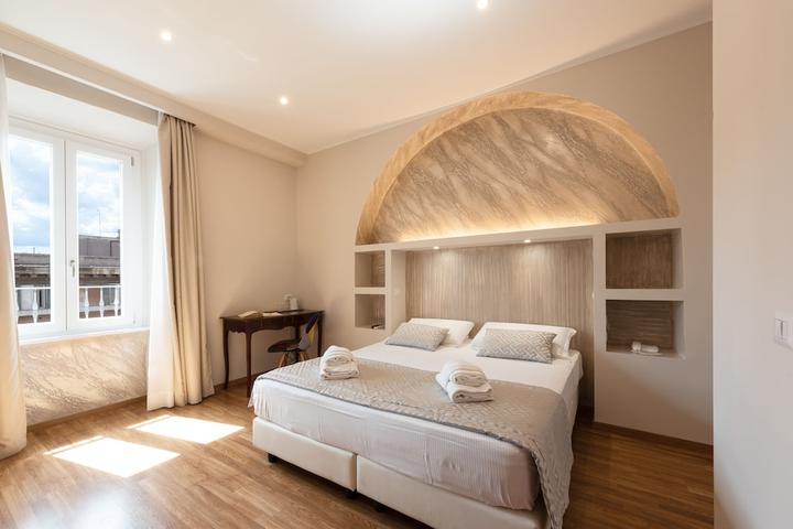 Pet Friendly Top Floor Colosseo