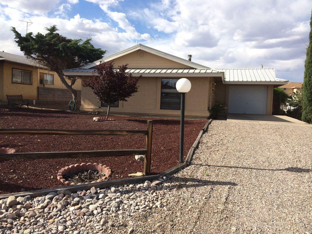 Pet Friendly Vacation Rentals In Elephant Butte Nm Bringfido