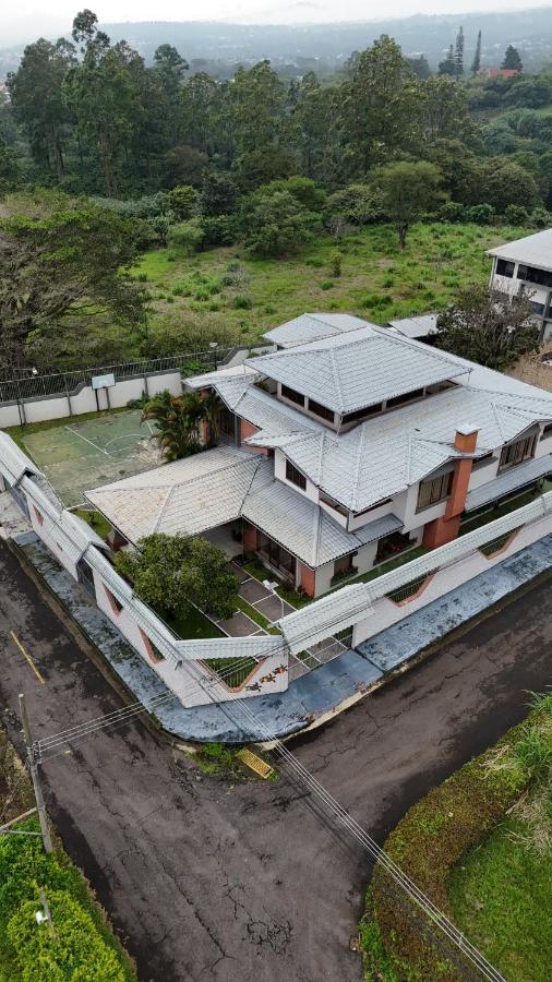 Pet Friendly Casa Familiar La Tortuga