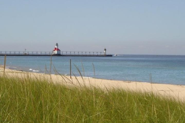 Pet Friendly Vacation Rentals In Michigan Bring Fido