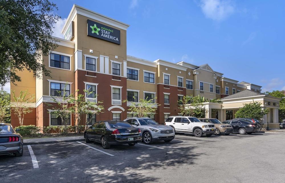 Pet Friendly Extended Stay America Suites Orlando Maitland 1776 Pembrook