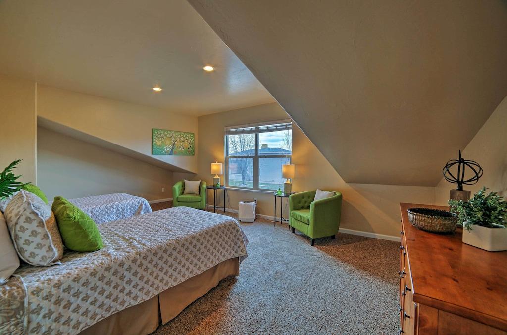 Grand Junction House Pet Policy