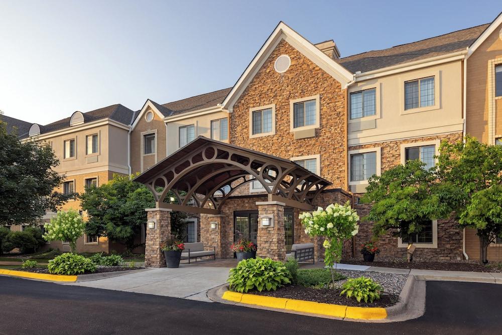 Pet Friendly Staybridge Suites MPLS-Maple Grove/Arbor Lakes an IHG Hotel