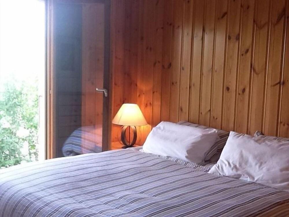 Pet Friendly Ski Home with Easy Access Sauna