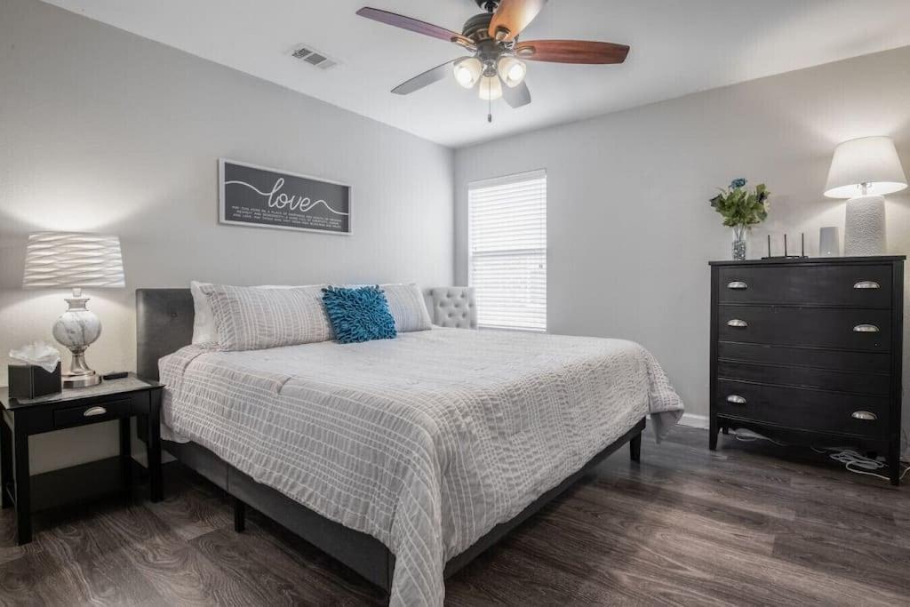 3BR House Near Lewisville Lake Pet Policy