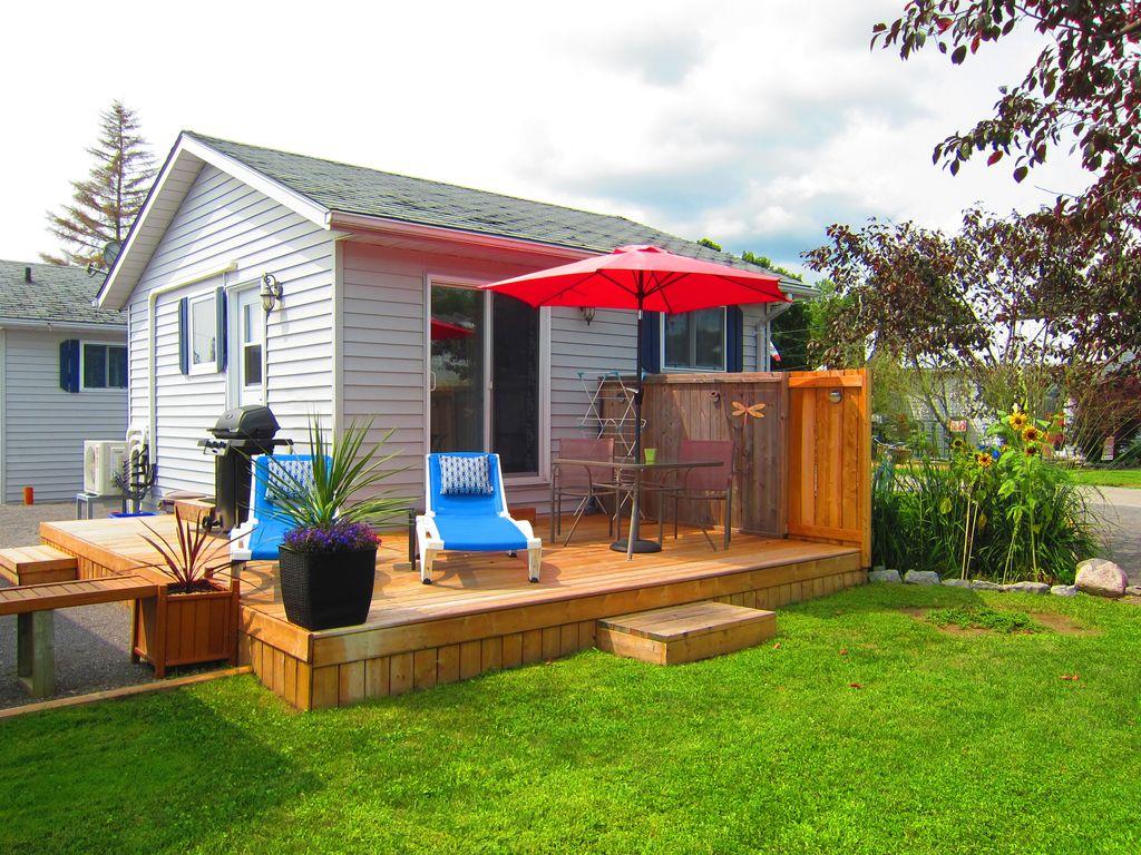 Pet Friendly Hotels in Wellington, ON BringFido