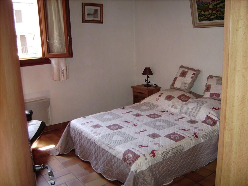 Pet Friendly Apartment in the Heart of Mercantour Park