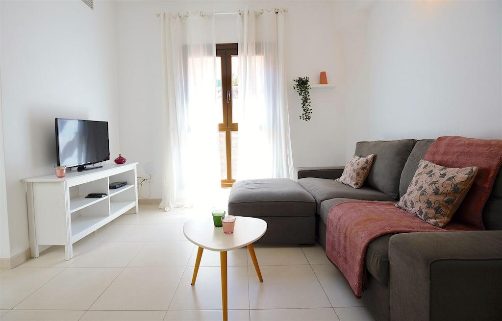 Pet Friendly Apartment in the Old Town Next to the Cathedral