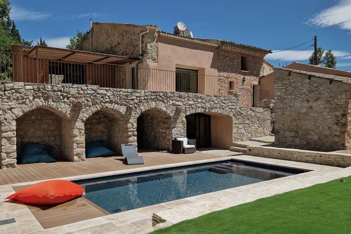 Pet Friendly Magnificent Provencal Mas with Swimming Pool
