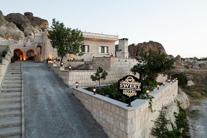 Pet Friendly Cappadocia Sweet Cave Hotel