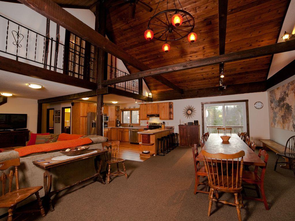 Pet Friendly Vacation Rentals In Mount Holly Vt Bringfido