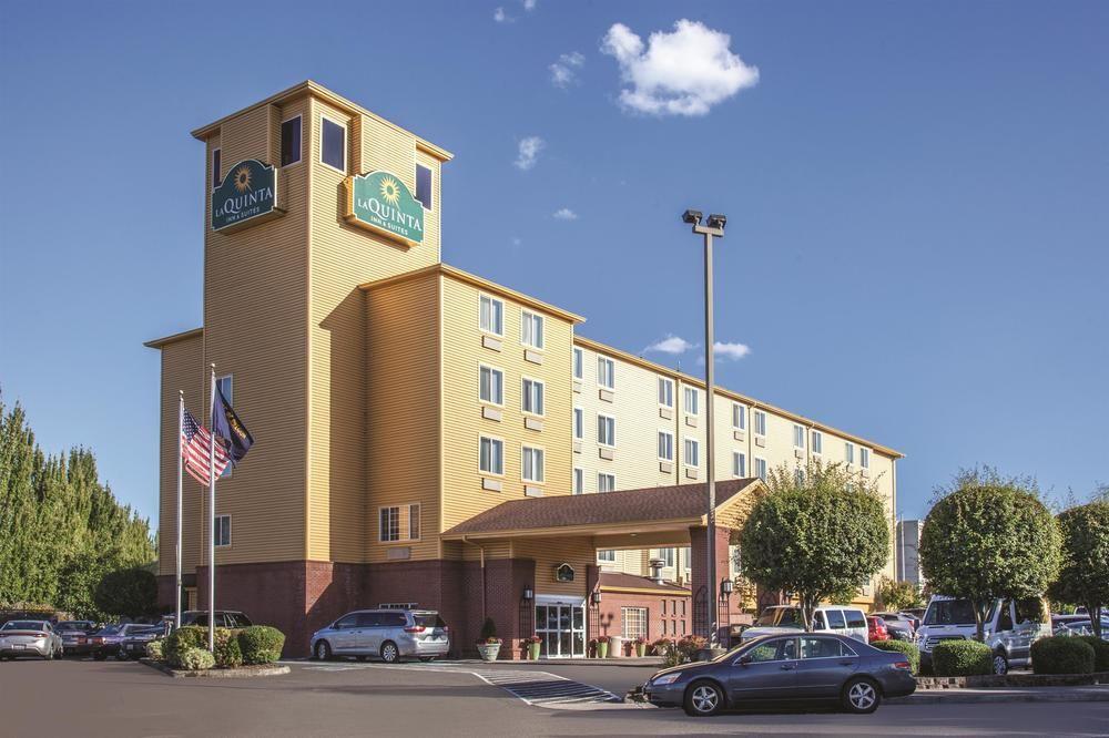 La Quinta Inn Suites Portland Airport Pet Policy