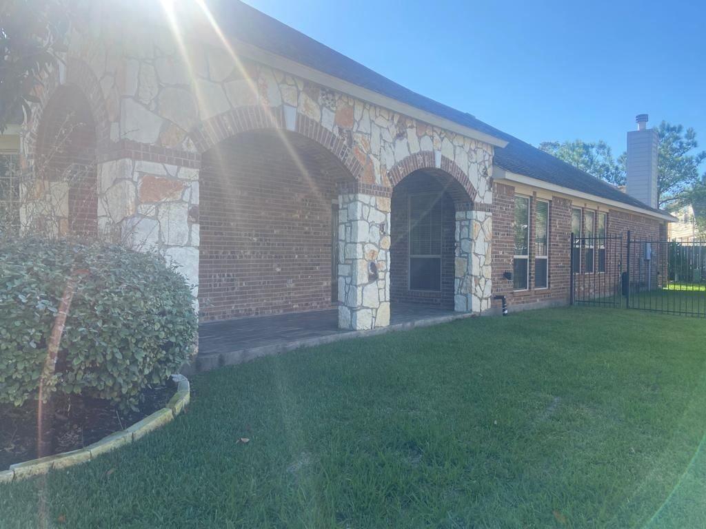 Spacious 4BR Home in the Woodlands Pet Policy